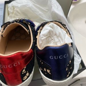 Gucci shoes